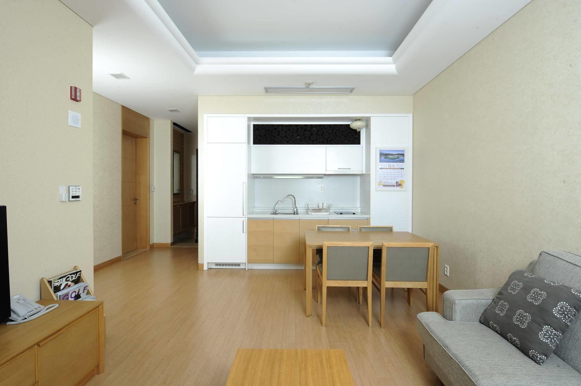 Pineridge Hotel Sokcho Luaran gambar