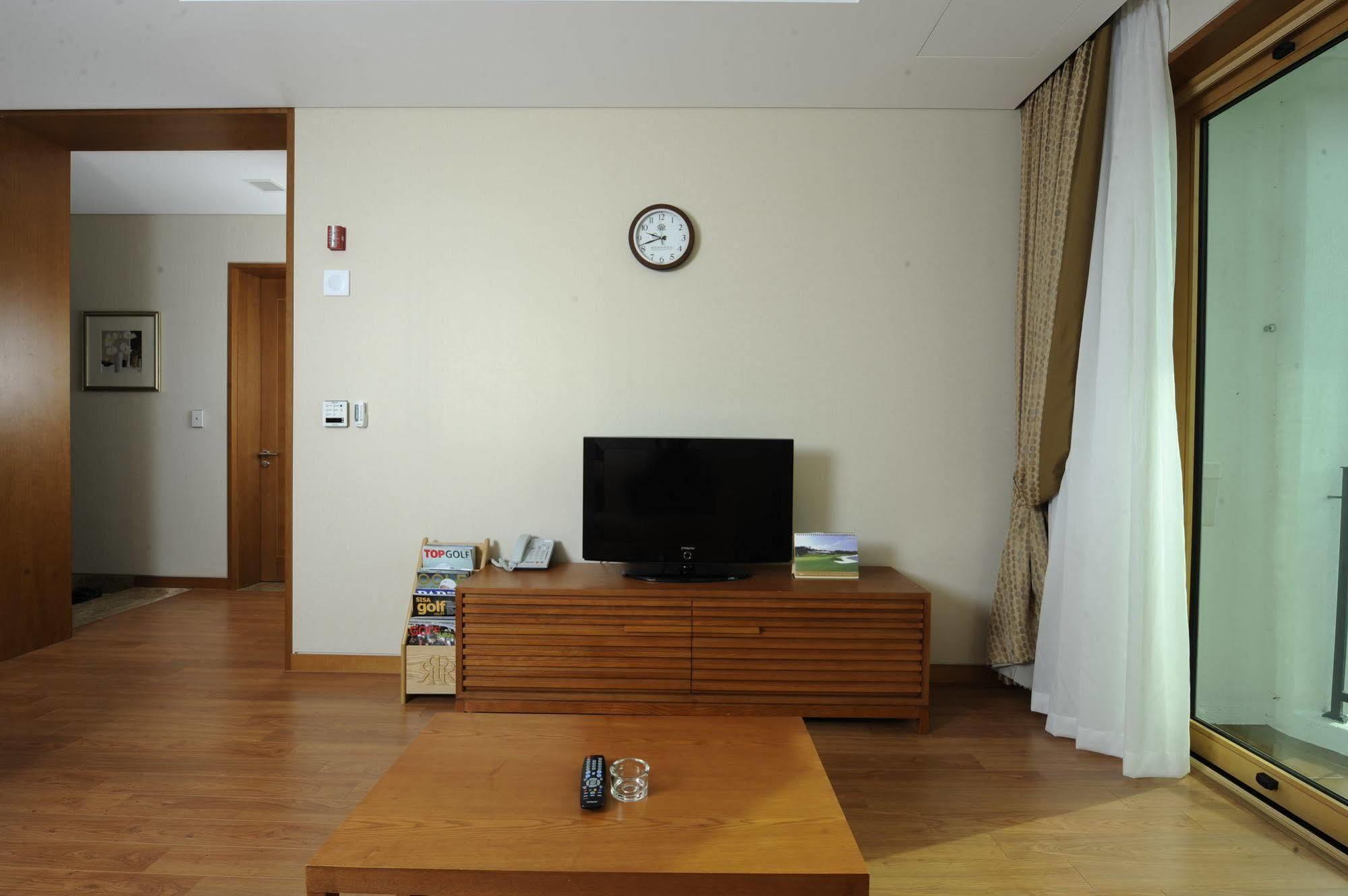 Pineridge Hotel Sokcho Luaran gambar
