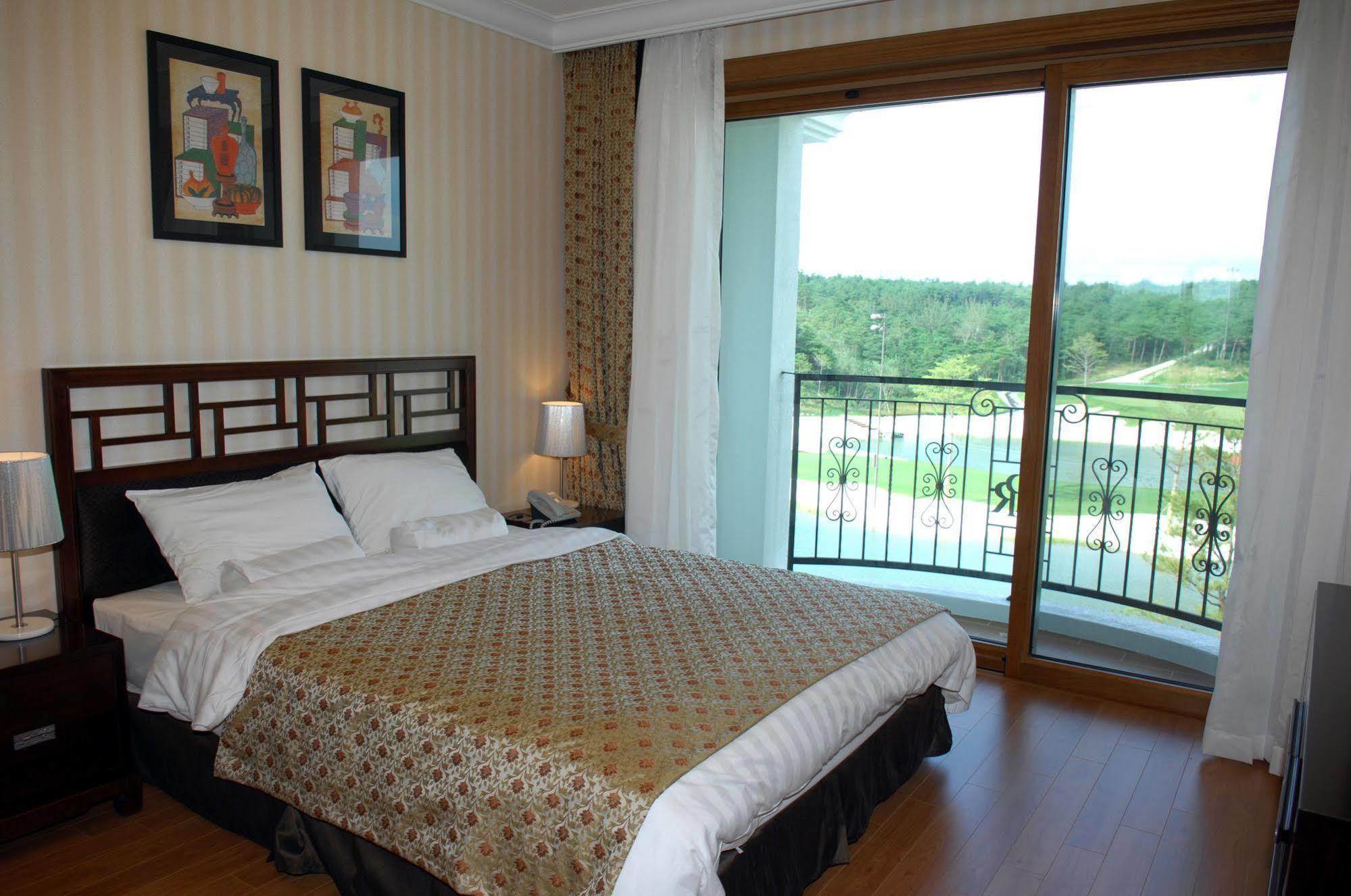 Pineridge Hotel Sokcho Luaran gambar